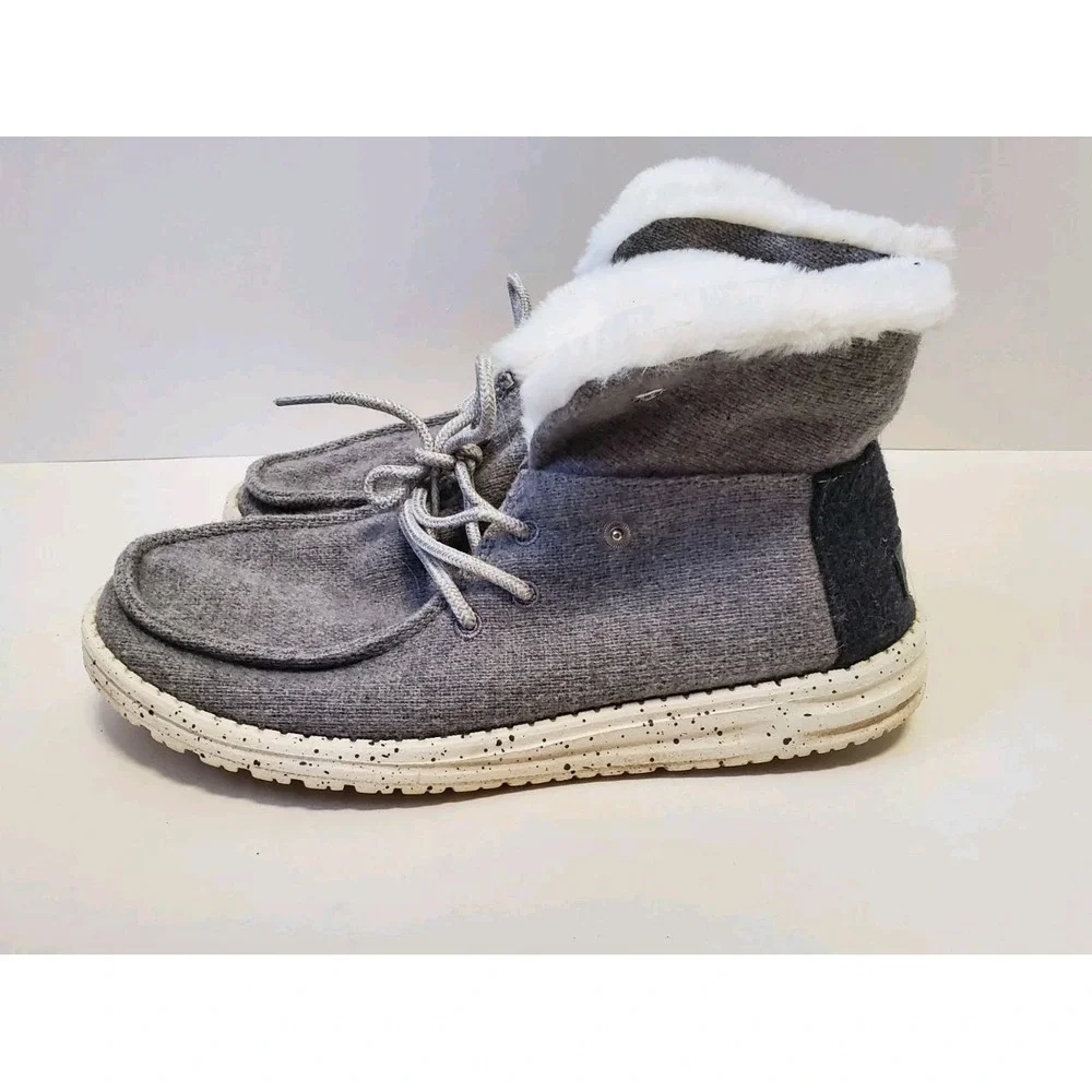 Hey Dude Britt Women's Gray/White Faux Fur Lined Lace-Up Low Top US 8 EU 39 - Picture 8 of 8